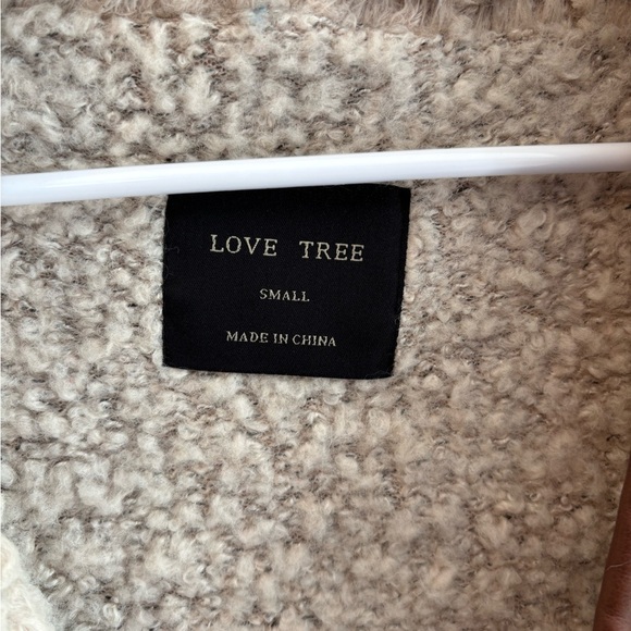 Love Tree Women's Acrylic Wool Faux Leather Trim Cream Sherpa Boho Vest Small - Picture 3 of 10